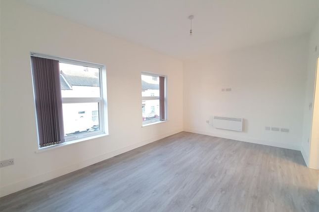 70 Belvoir Road, Coalville photo 3
