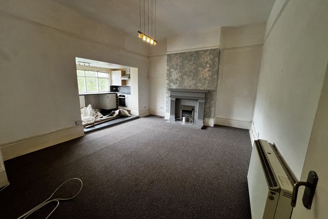 Flat 2 6, Maison Dieu Road, Dover photo 2