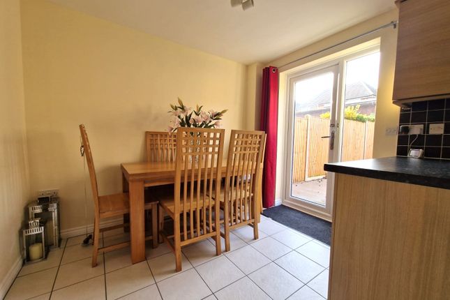 Dumas Drive, Fareham photo 4