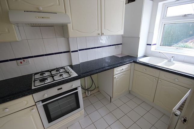 45, The Banks, WELLINGBOROUGH photo 4