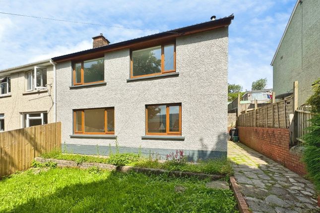 3-bed house on 19, Welfare Avenue, Port Talbot, £85,000