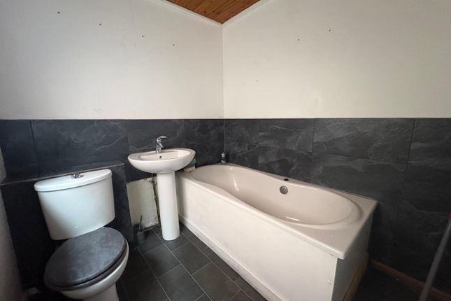 5, Fleet Lane, St Helens, Merseyside photo 5
