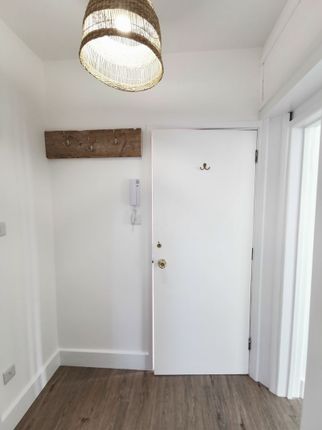 Flat to rent in Gordon Road, Boscombe, Bournemouth