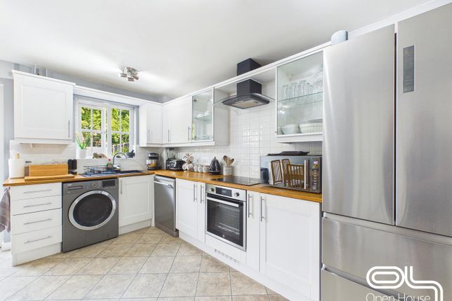 5, Pioneer Way, Stafford photo 2
