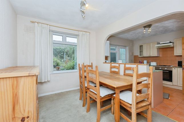 50, Selby Avenue, Leicester photo 4