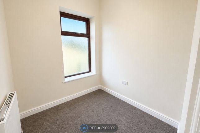 Colbeck Row, Birstall, Batley photo 5