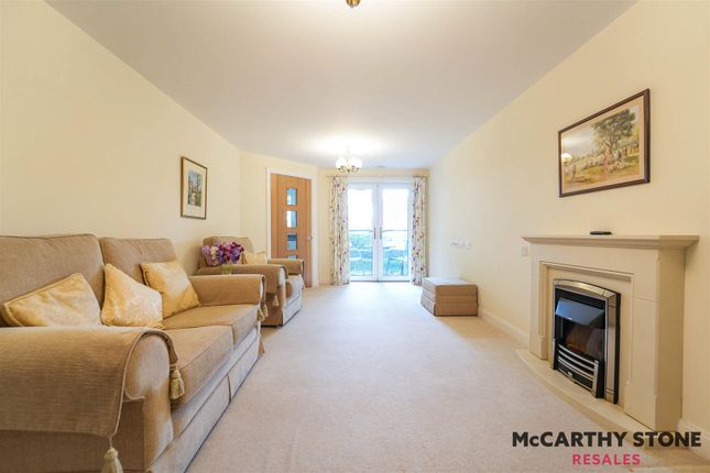 21 Thorneycroft, Wood Road, Wolverhampton photo 3