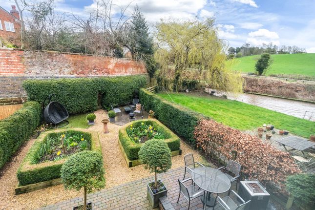 Terraced house for sale in New Wharf, Tardebigge, Bromsgrove, Worcestershire