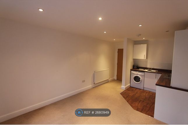 Austin Heights, Hartnup St, Maidstone photo 2
