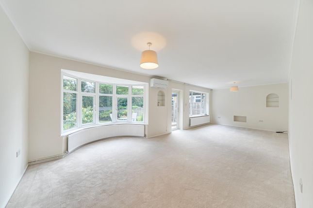 Caprice, Old Lodge Way, Stanmore photo 2