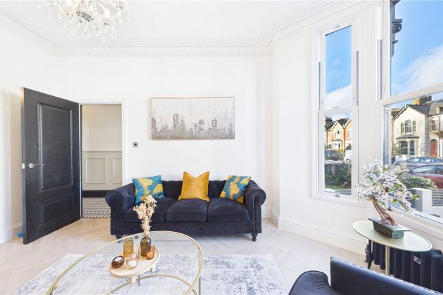 30, Grayling Road, London photo 4