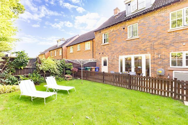 54, Duxbury Manor Way, Chorley photo 4