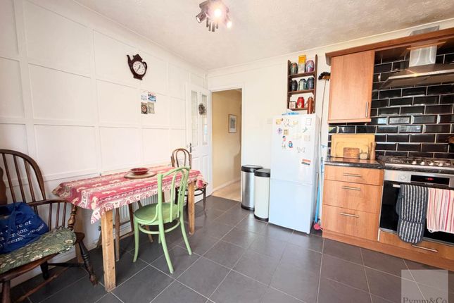 15, Yesmere, Norwich photo 4