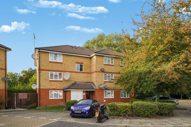 79 Cambridge Close - m0Sh84K02Wusb6Zyajl4.Jpg