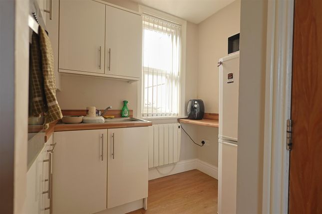 Flat 6, 133 Osborne Road, Newcastle Upon Tyne photo 4