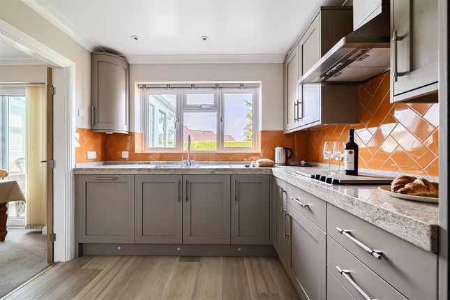 10, Neate Road, Devizes photo 4