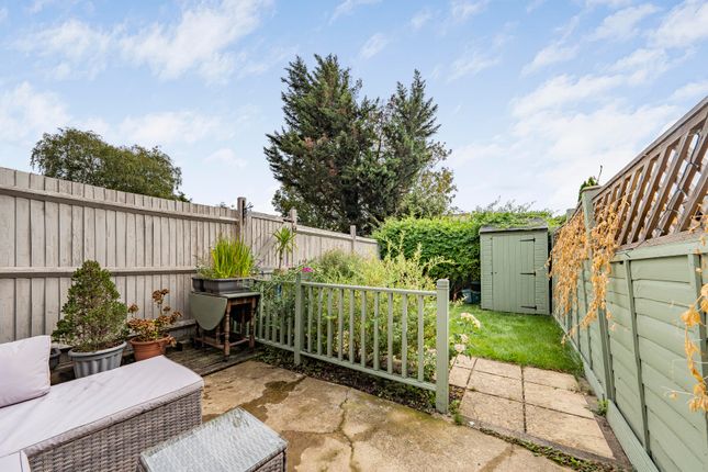 47, Manor Grove, Richmond photo 3