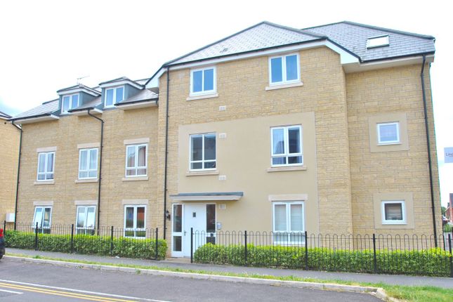 Thumbnail Flat for sale in Vale Road, Bishops Cleeve, Cheltenham