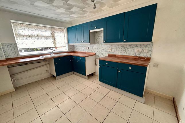 94, Spruce Avenue, Great Yarmouth photo 3