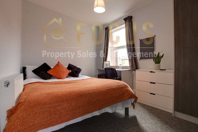 End terrace house to rent in Lytton Road, Leicester
