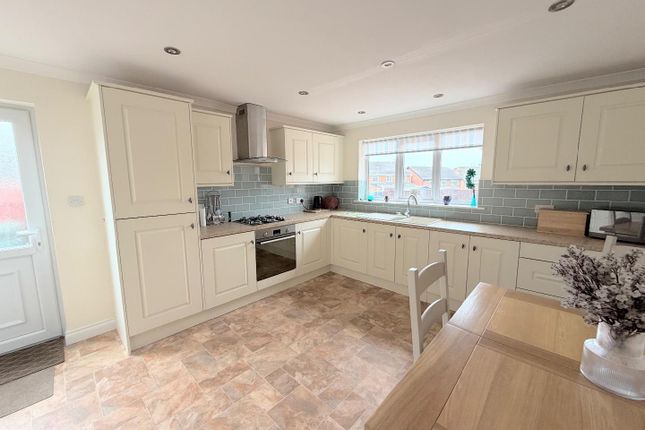 6, Fellston Close, Hartlepool photo 4