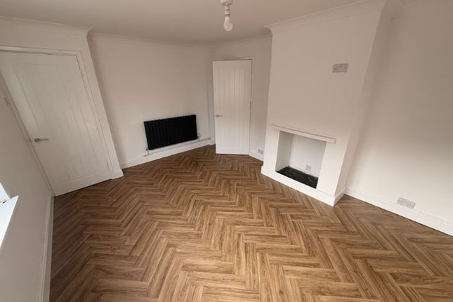 35 Nether Springs Road, Chesterfield photo 5