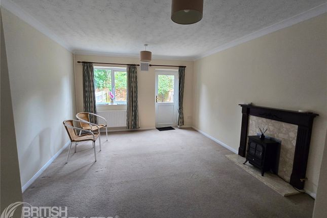 8, Chapel Gardens, Dorset photo 3