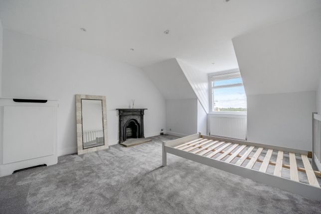 Flat 3, 4, Vermont Road, London photo 4