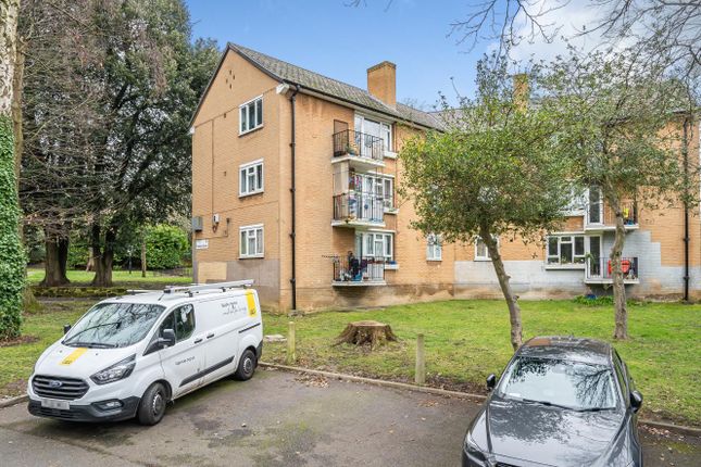 7 Farley House,, Sydenham Hill, London photo 4