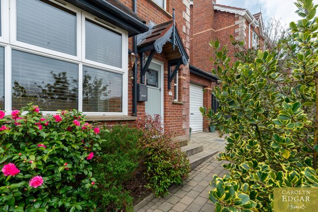 10 Whitethorn Mews, Newtownards photo 5