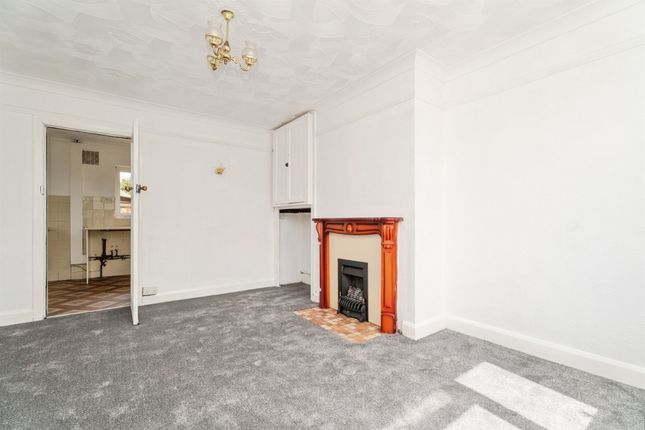 20, Rosebery Road, Cromer photo 3