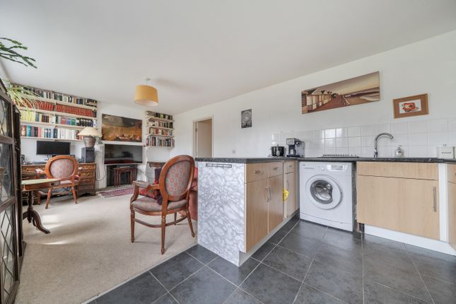 Flat Ninety Five B, Munnings Road, Norwich photo 4