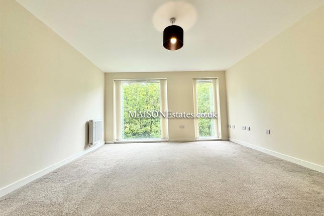 240, Monticello Way, Coventry photo 2