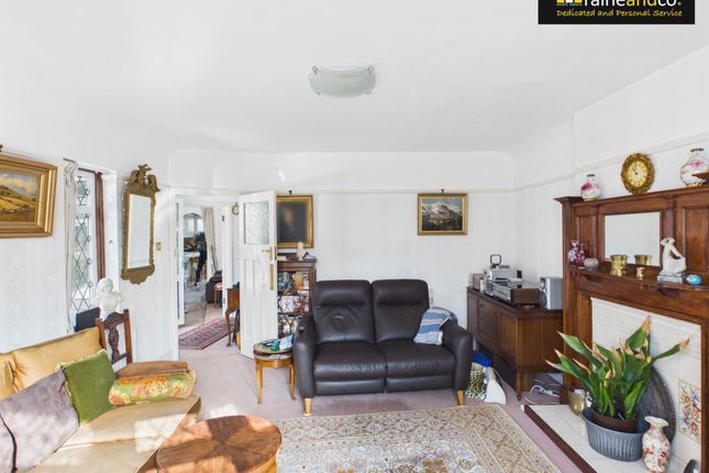 78, Ladbrooke Drive, Potters Bar photo 4
