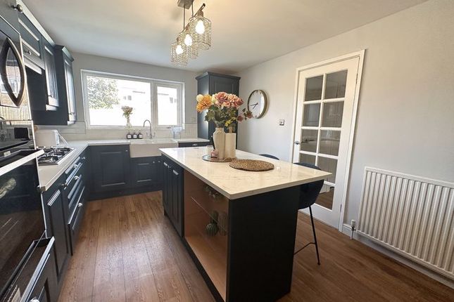 17, Woodhill Avenue, Gainsborough photo 3
