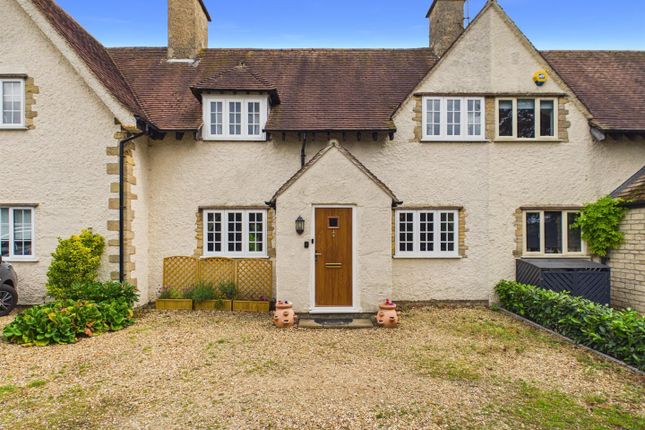 2-bed house on 6, St. Marys Hill, Woodnewton, £300,000