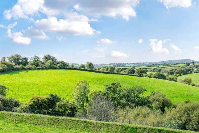 27 Bal Road, Callington Cornwall, Cornwall photo 2
