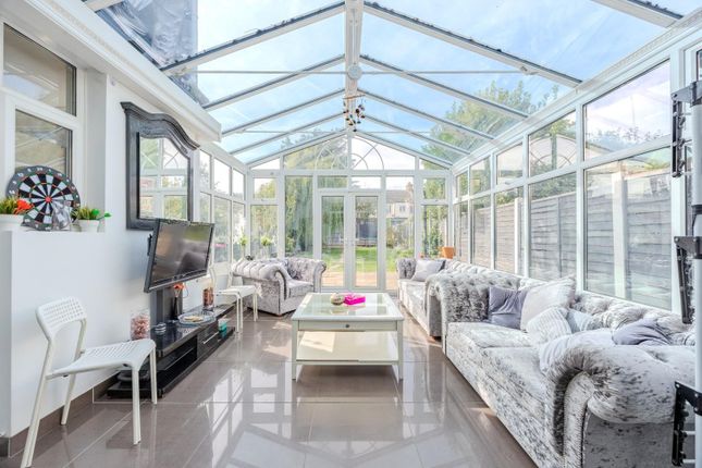 113, Sandringham Road, Southend-On-Sea photo 3