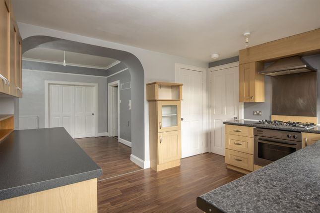 Town house for sale in Shedden Park Road, Kelso