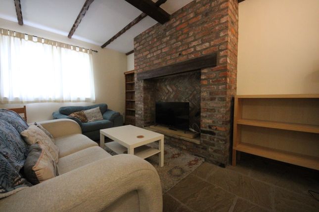 198A, York photo 2