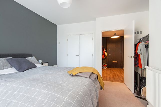 Flat for sale in Carter Way, London
