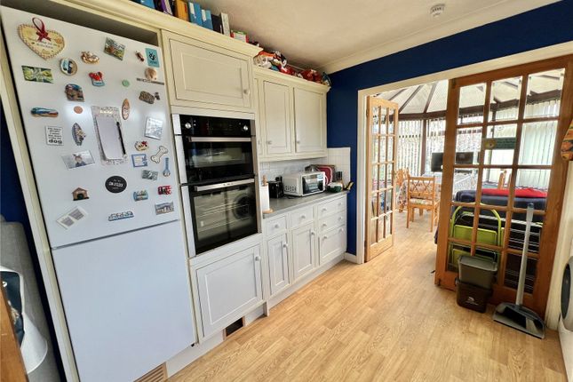33, Philip Road, Dorset photo 4