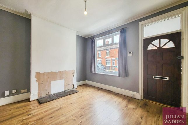 18, Charlotte Street, Stockport photo 3