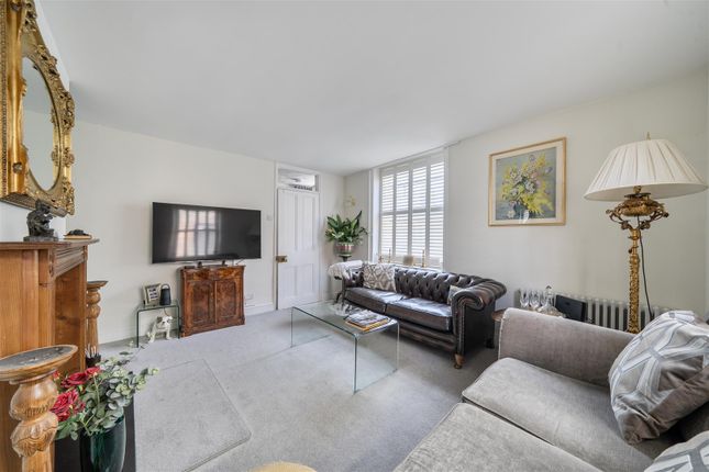 Newgate House, 13, New Street, Sandwich photo 2