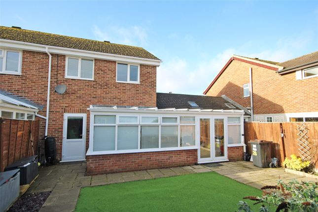 20, Crockford Close, Hampshire photo 2