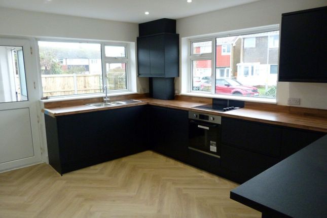 75 Northwood Road, Broadstairs photo 3