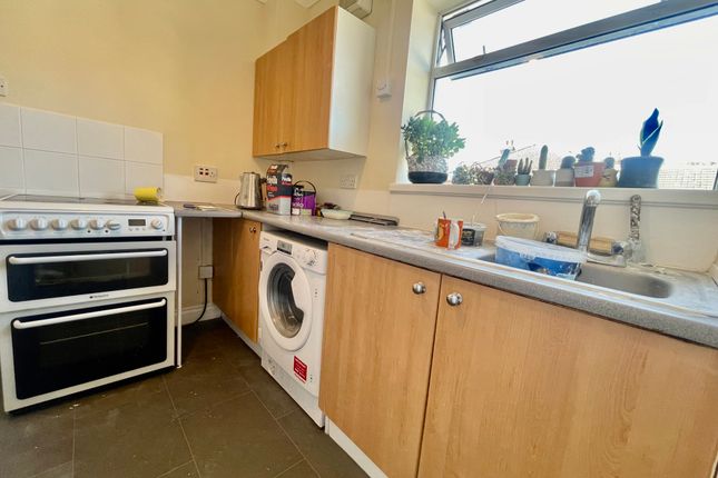 Maisonette to rent in Mortimer Road, Southampton