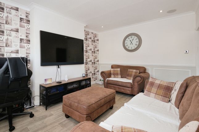 Flat for sale in Gregory Crescent, London