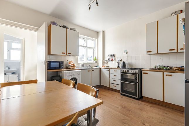 10, Strickland Row, London photo 4