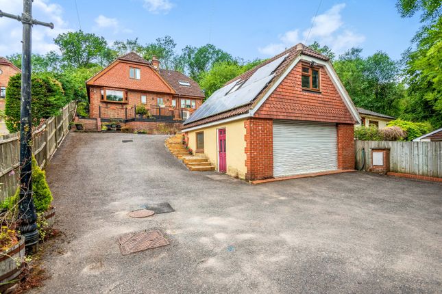 Thumbnail Detached house for sale in Valley Lane, Meopham, Gravesend, Kent